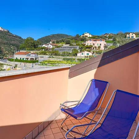 Apartment Casa Onbrin By World Finale Ligure